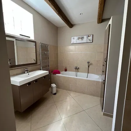 Ghjulia Holiday home *