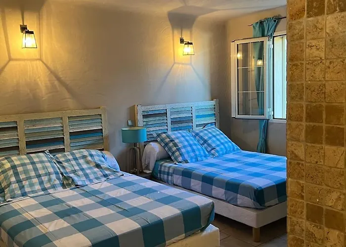 Ghjulia Дом отдыха Порто-Веккьо