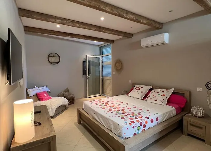 Дом отдыха Ghjulia